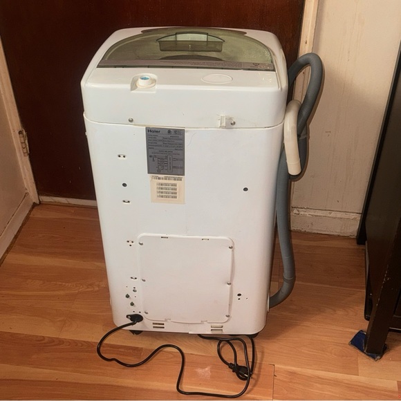 Haier Portable Washing Machine model HLP21N clothes washer Drum size 1.0Cu.ft - Picture 6 of 11